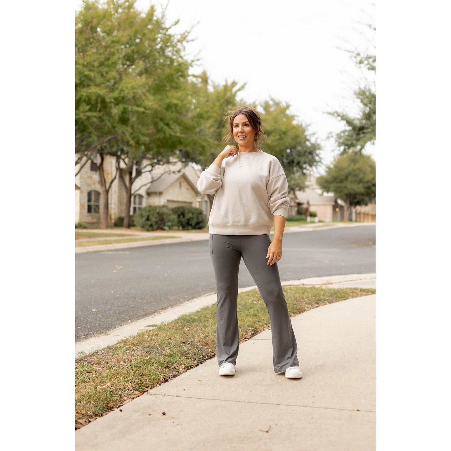 Ready to Ship | The Cassie - 30 CHARCOAL Bootcut Leggings with Pockets - Round 2