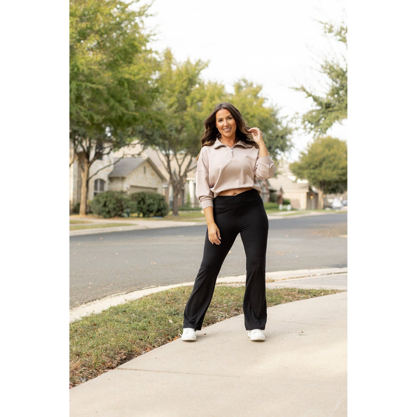 Ready to Ship | The Liz - Crossover Bootcut Leggings with Pockets