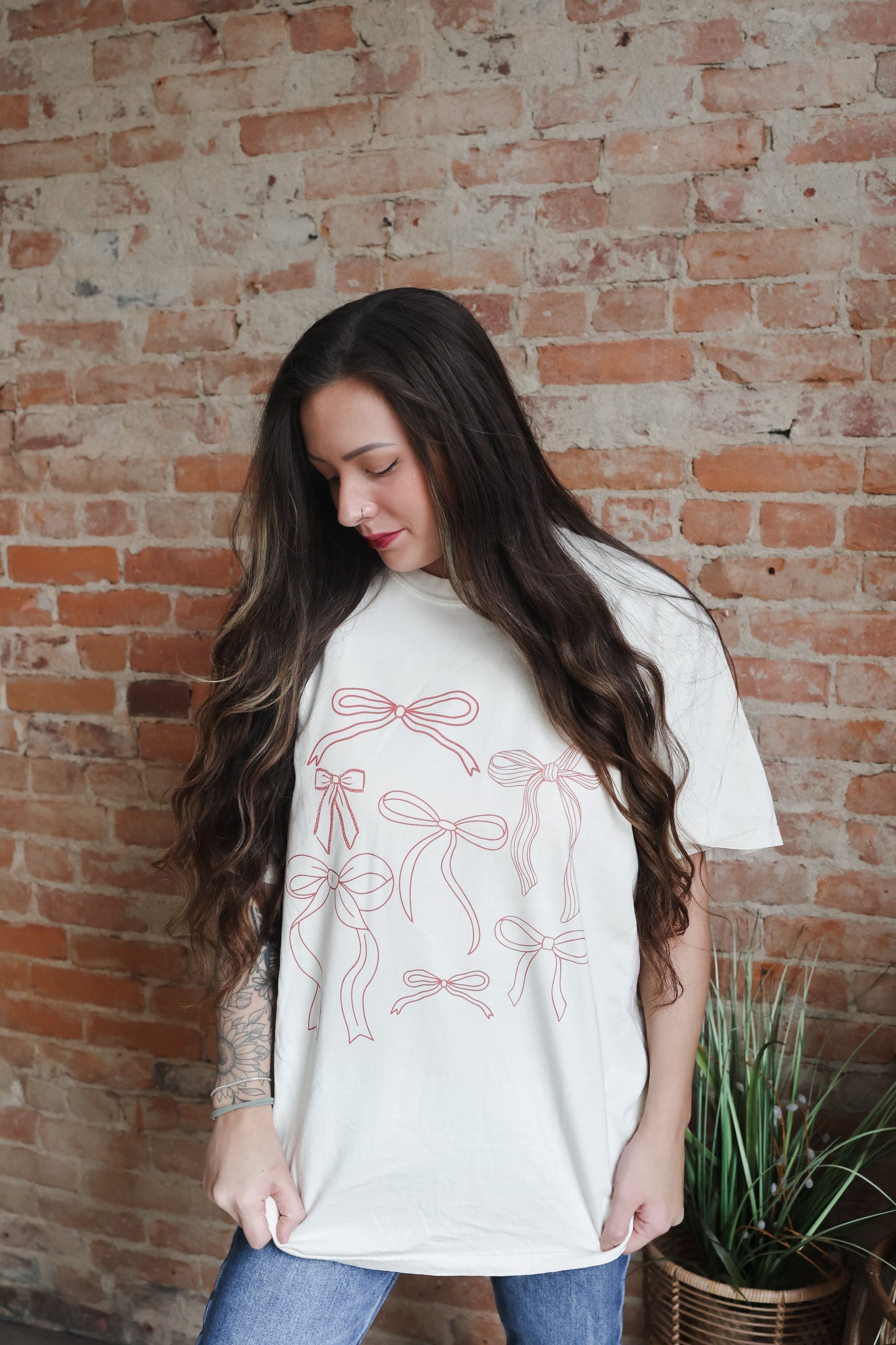 Red Bows on Ivory | Comfort Colors Tshirt