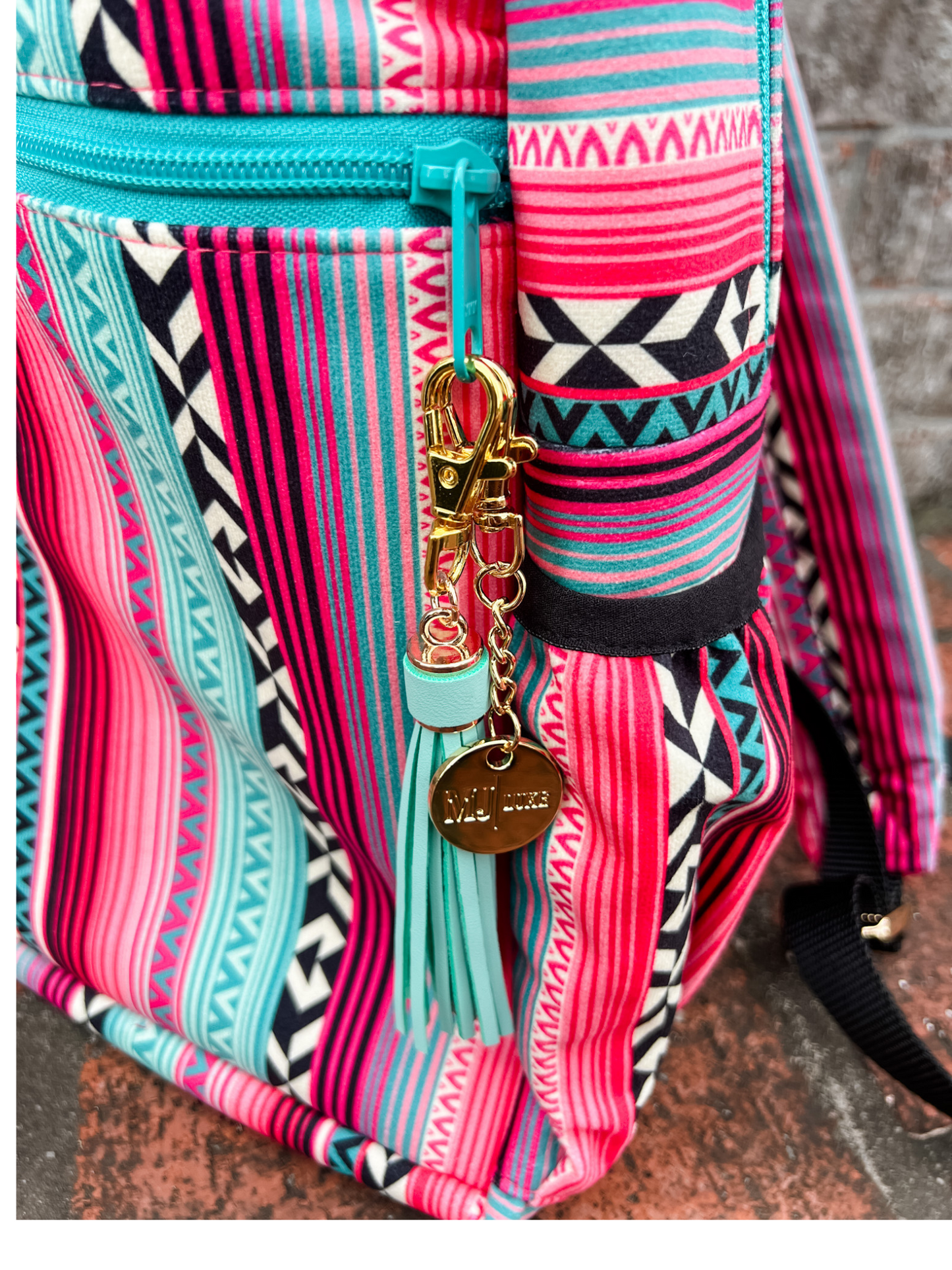 The La Vida Mint Backpack Duet