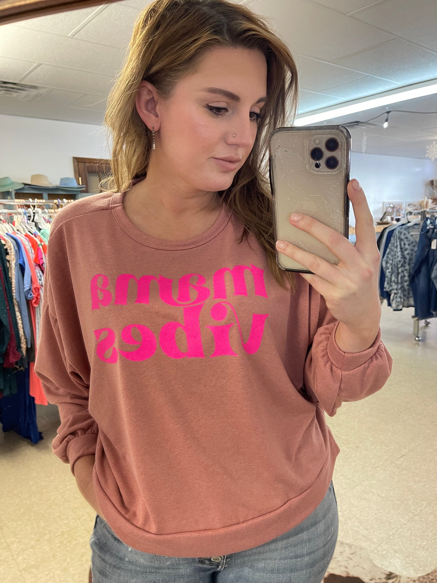 Mama Vibes Pullover