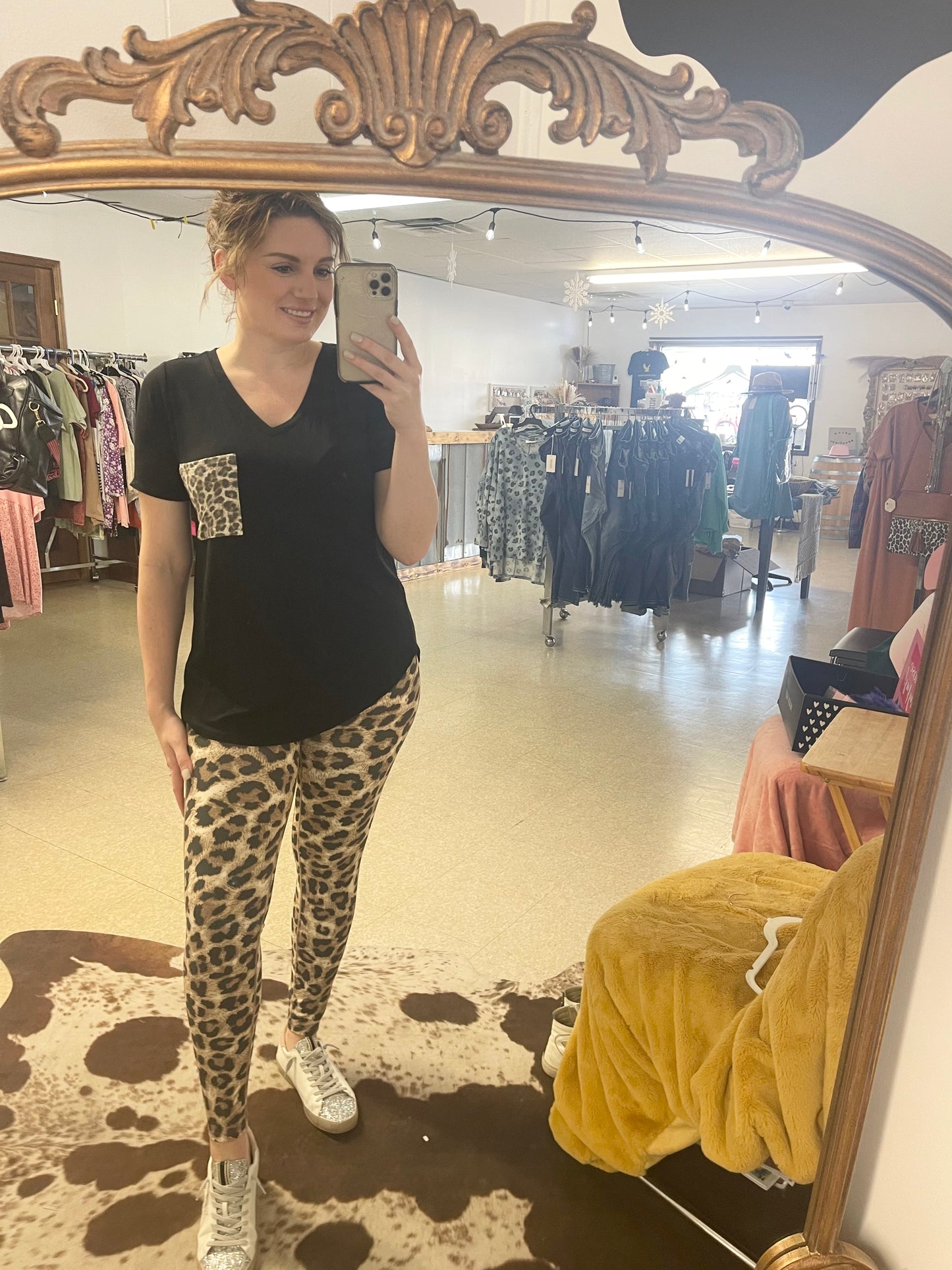 Leopard V Neck Pocket Top - Boutique 276