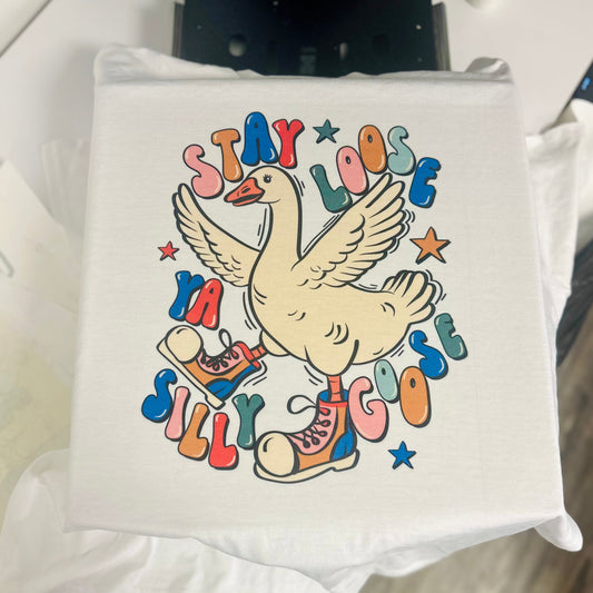 Stay Loose | Tshirt or Crewneck