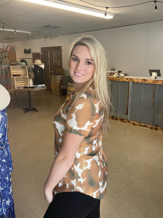 Cowprint Curved hem top Boutique 276